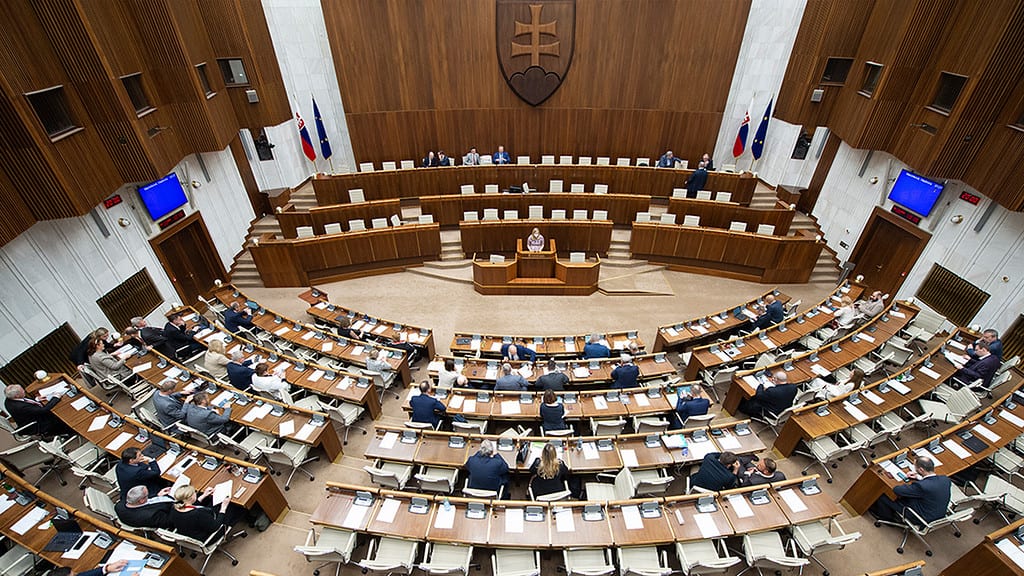 voľby, Slovensko, parlament, vláda, ústava