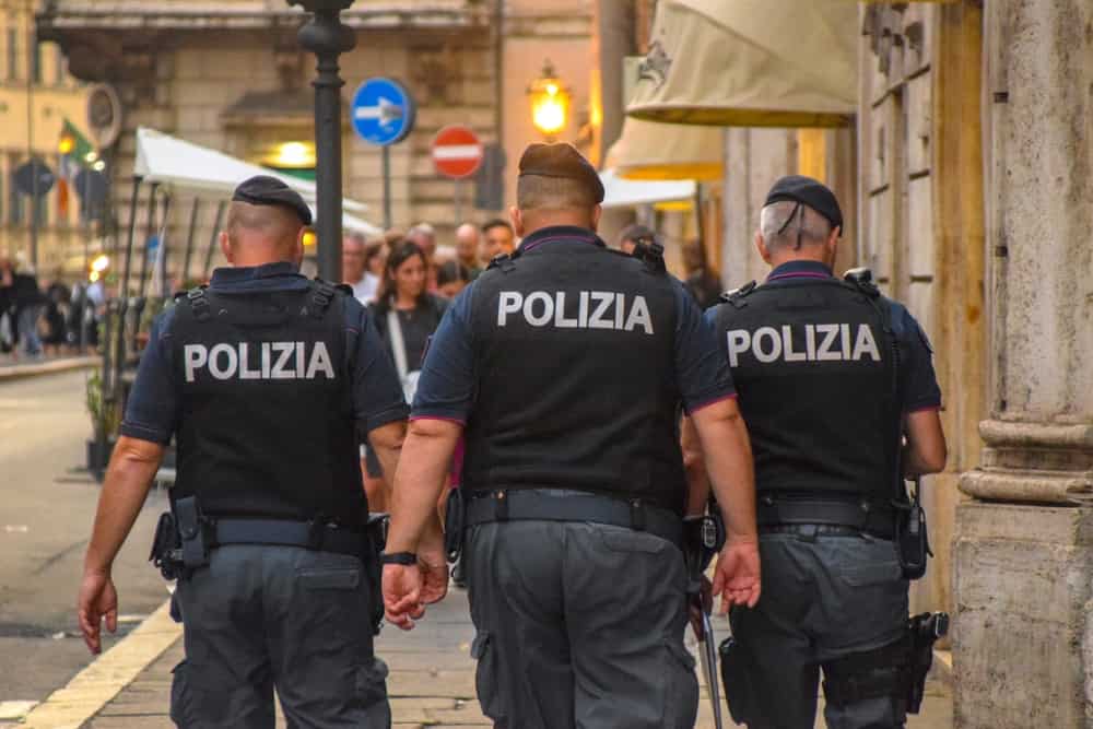polícia, Taliansko