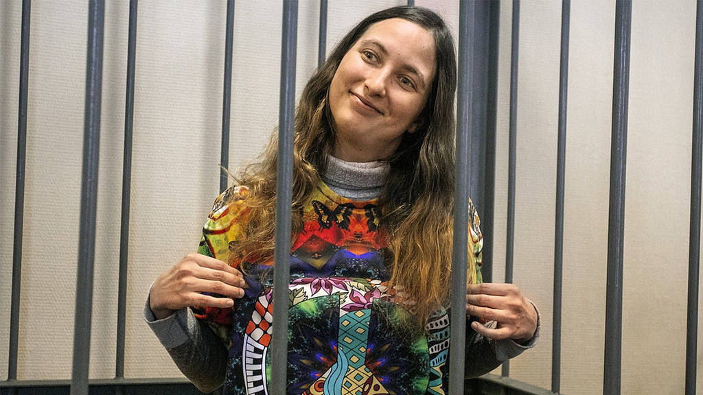 Osemročný trest odňatia slobody žiada prokuratúra pre ruskú výtvarníčku Sašu Skočilenkovú