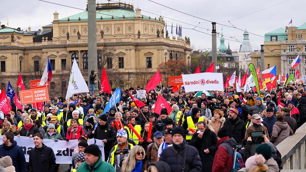 V Českej republike sa v pondelok koná veľký štrajk proti vládnemu konsolidačnému balíčku.