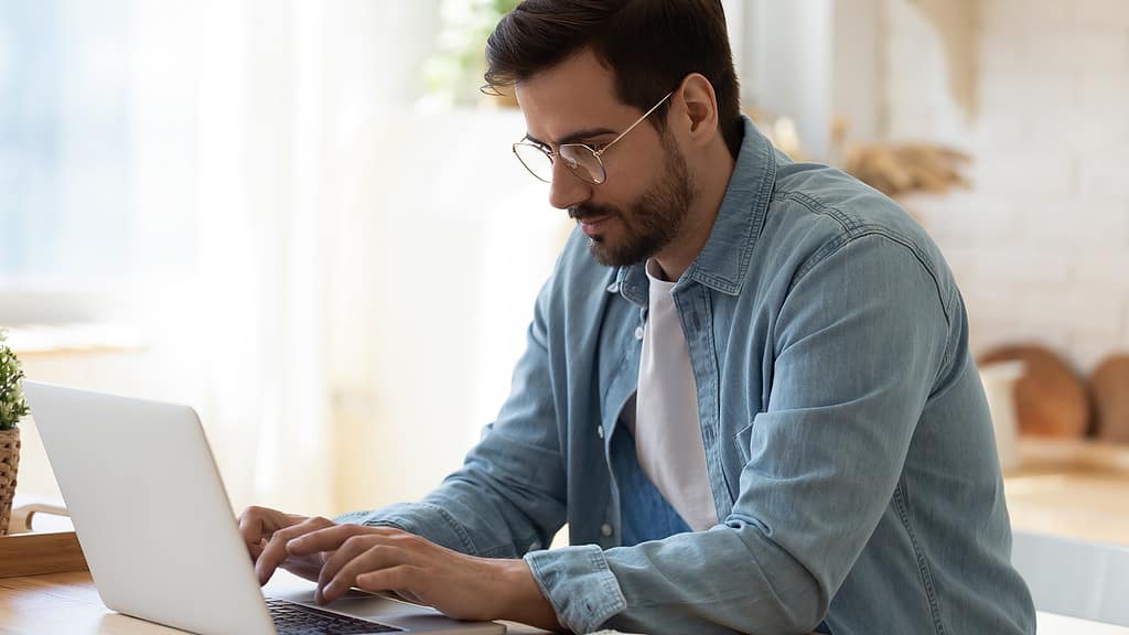 Novinka tak odstránila potrebu fyzickej návštevy úradov práce, sociálnych vecí a rodiny či podávania žiadosti cez internet.