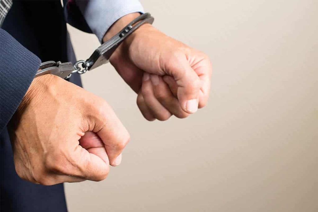 Policajti z Nového Mesta nad Váhom obvinili 37-ročného muža z prečinu nebezpečného prenasledovania. Mal obťažovať svoju bývalú priateľku. 