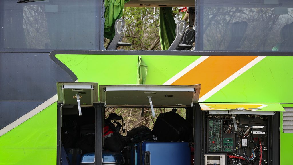 Jeden zo šoférov autobusu, ktorý v stredu havaroval pri nemeckom Lipsku, bol 53-ročný Slovák. Nehoda si vyžiadala štyri životy.