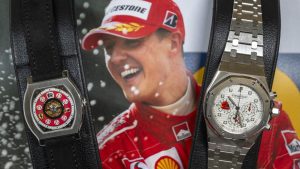 Osem hodiniek zo zbierky legendárneho šampióna motoristickej formuly 1 Michaela Schumachera predali počas utorňajšej akcie v Ženeve.