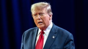 USA: Donald Trump vystúpil na prvom predvolebnom zhromaždení od minulotýždňovej streľby